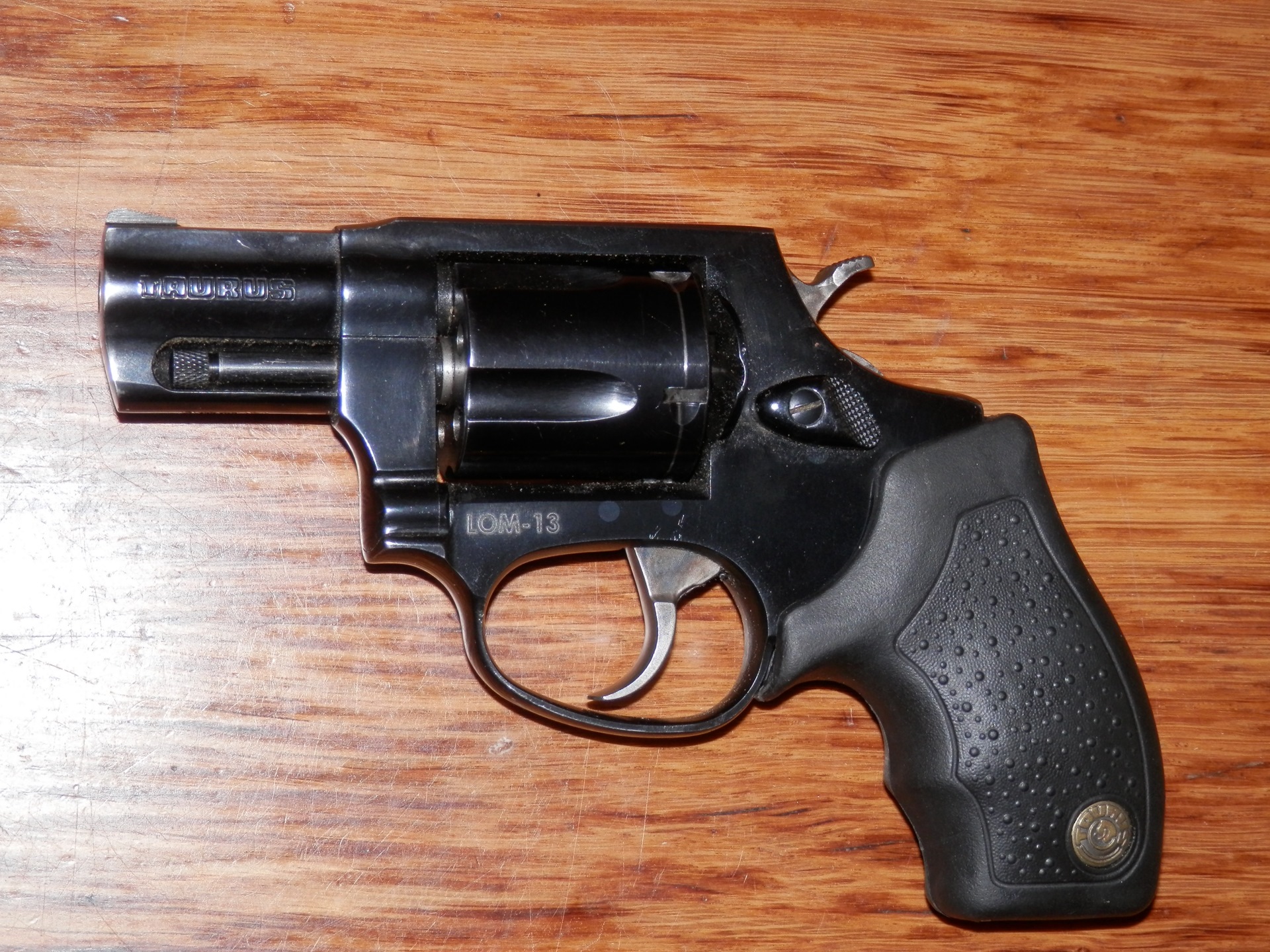 Таурус травмат. Лом 13 нужно ли разрешение. Рукоятка для таурус лом 13. Лом 13 нужно ли разрешение. Таурус лом.