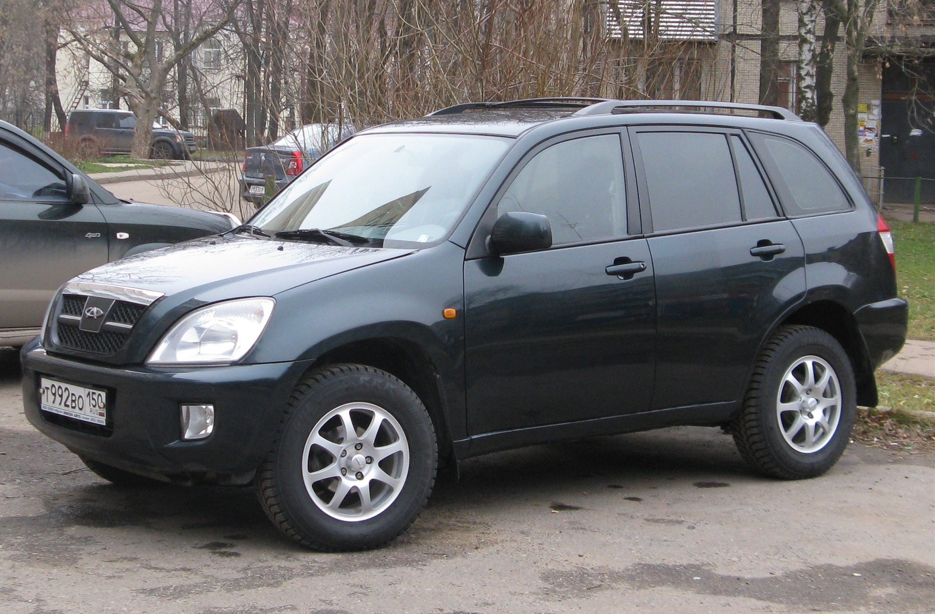 Колеса на чери тигго 4. Диски для Chery Tiggo 4 r16. Диски на Chery Tiggo 4 Pro. Tiggo 4 2008. Чери Тигго 4 с колесом.