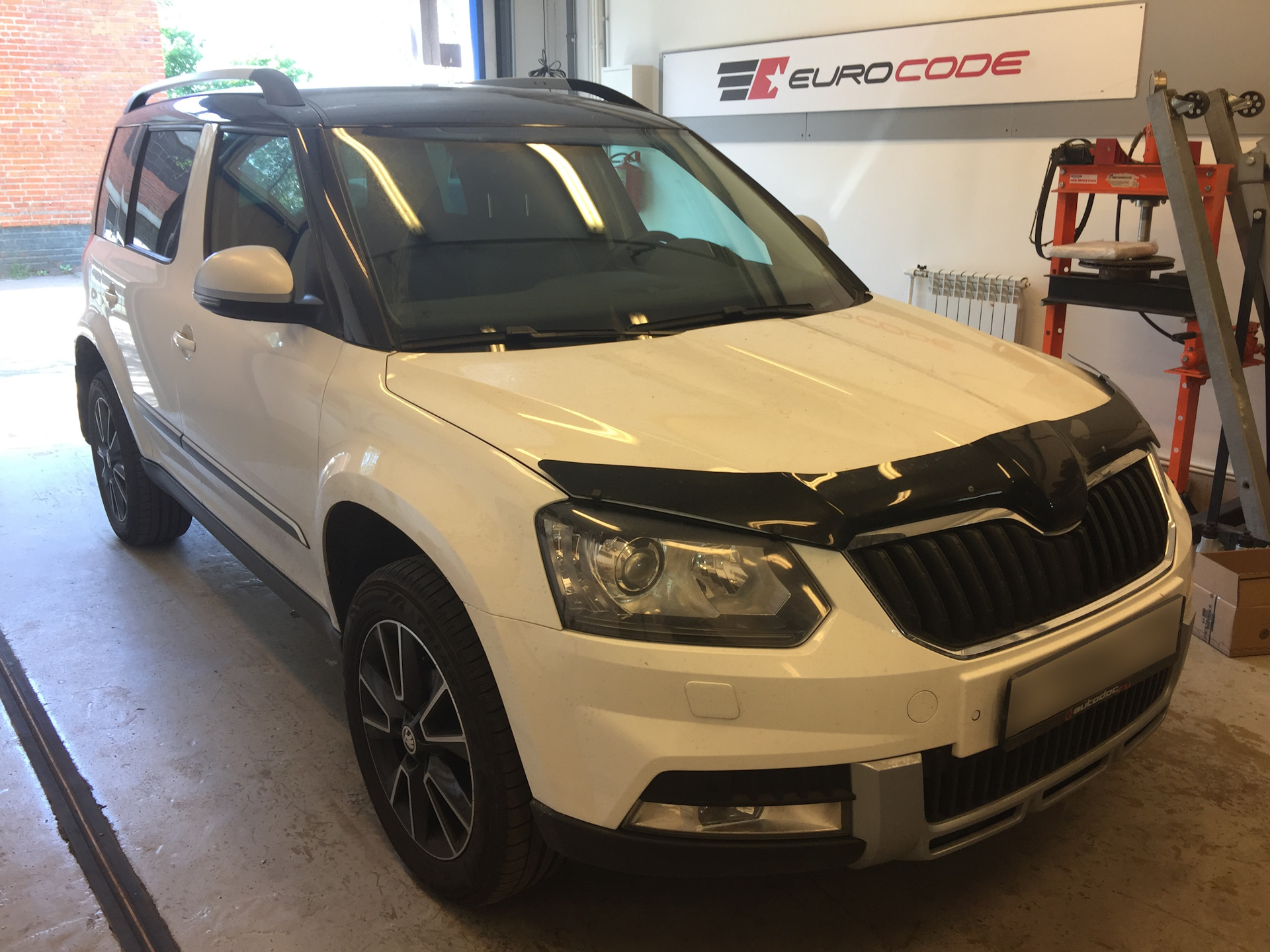 Skoda Yeti 1.8 TSI. Тюнинг Skoda Yeti 1.8 TSI 4x4. Škoda Yeti 1.8 TSI DSG 4x4 тюнинг.