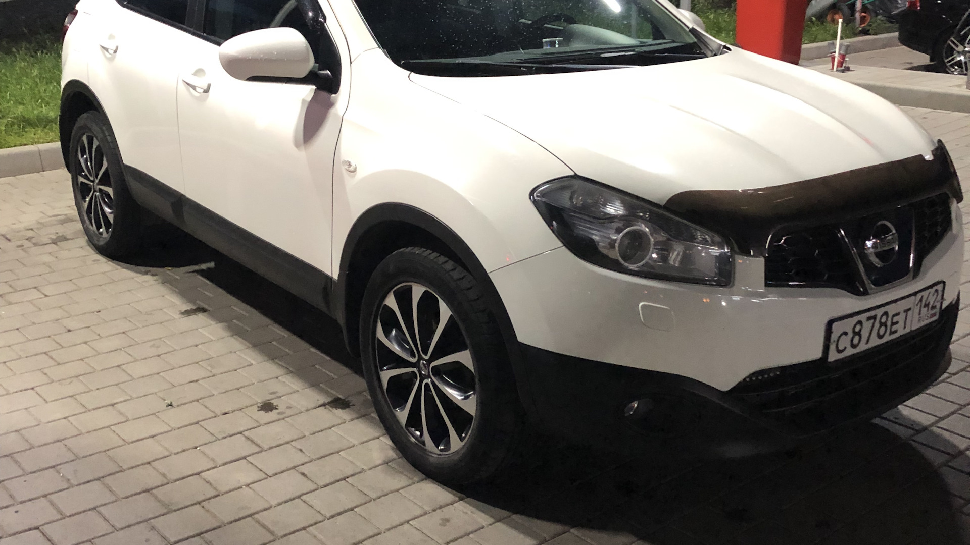 Nissan Qashqai (1G) 2.0 бензиновый 2010 | Белая кошка на DRIVE2