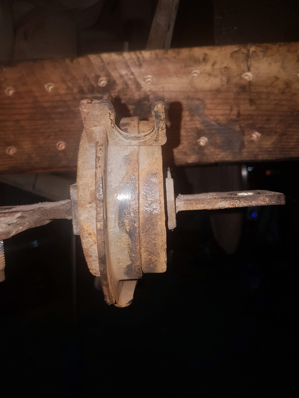 Можно ли поменять сайлентблок неправильно? — Volvo XC70 II, 2,4 л ...