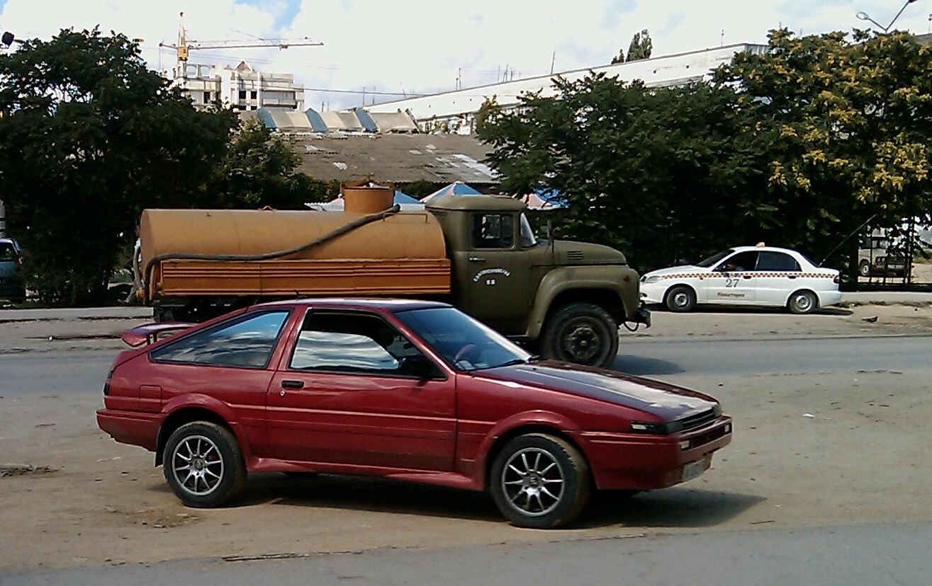    Toyota Sprinter Trueno 15 1983 