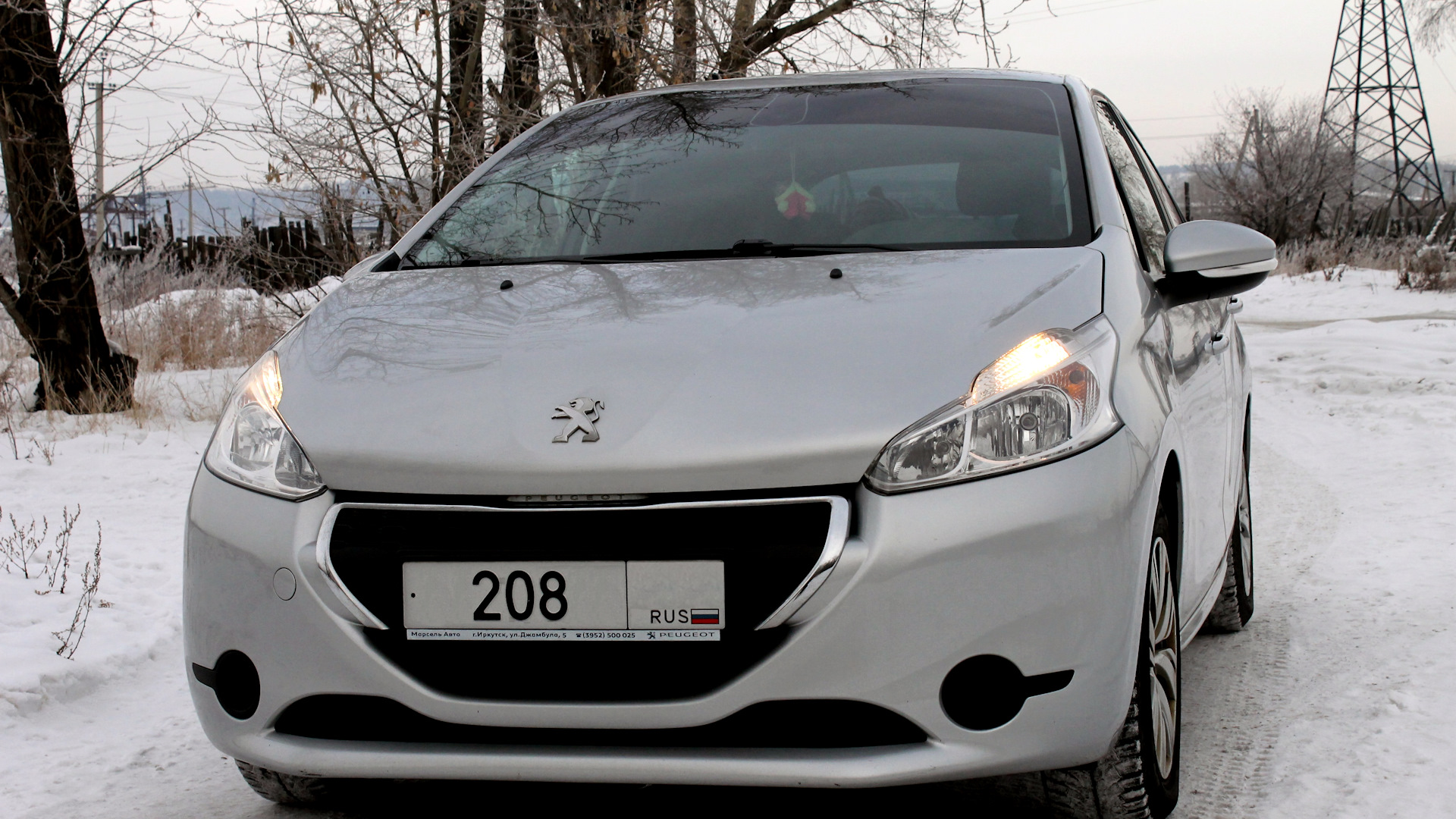 Peugeot 208 (1G) 1.2 бензиновый 2013 | на DRIVE2