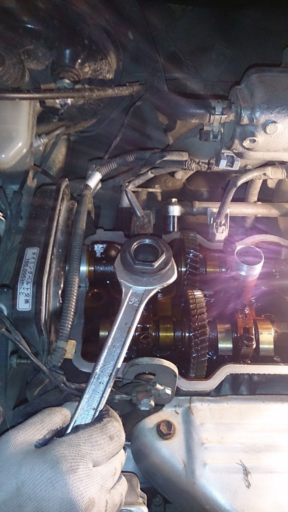 Масло в свечном колодце (вскрытие и герметизация) — Toyota Mark II ...