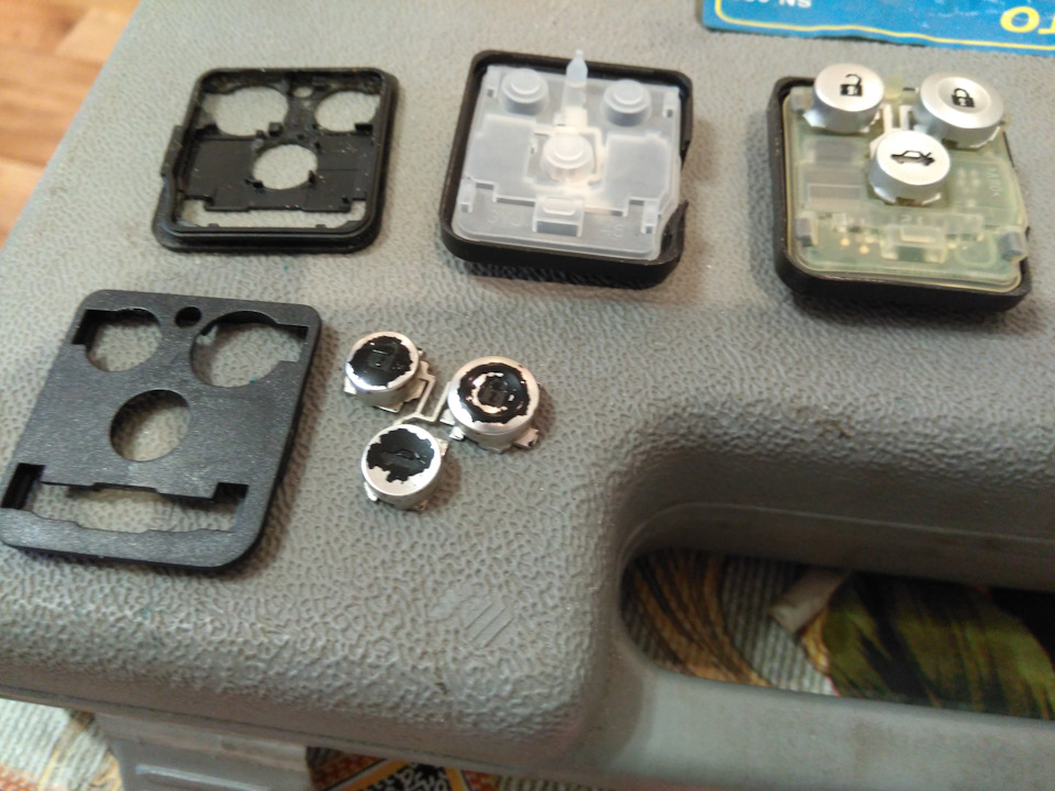 Кнопки с Али более округлые, не очень по сравнению с оригиналом — Honda Accord (8G)