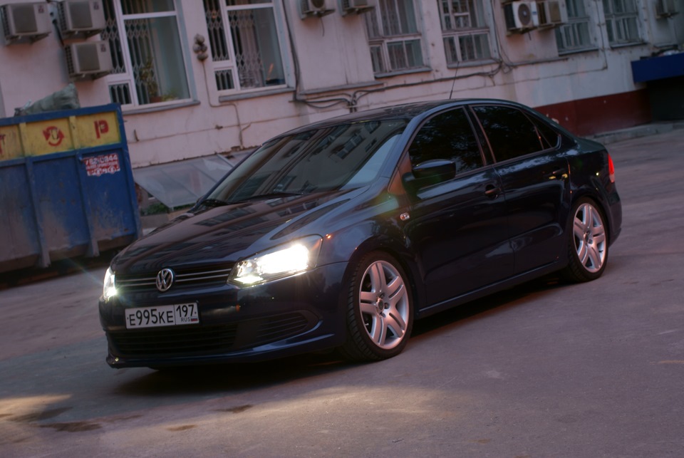 VW Polo тонированный