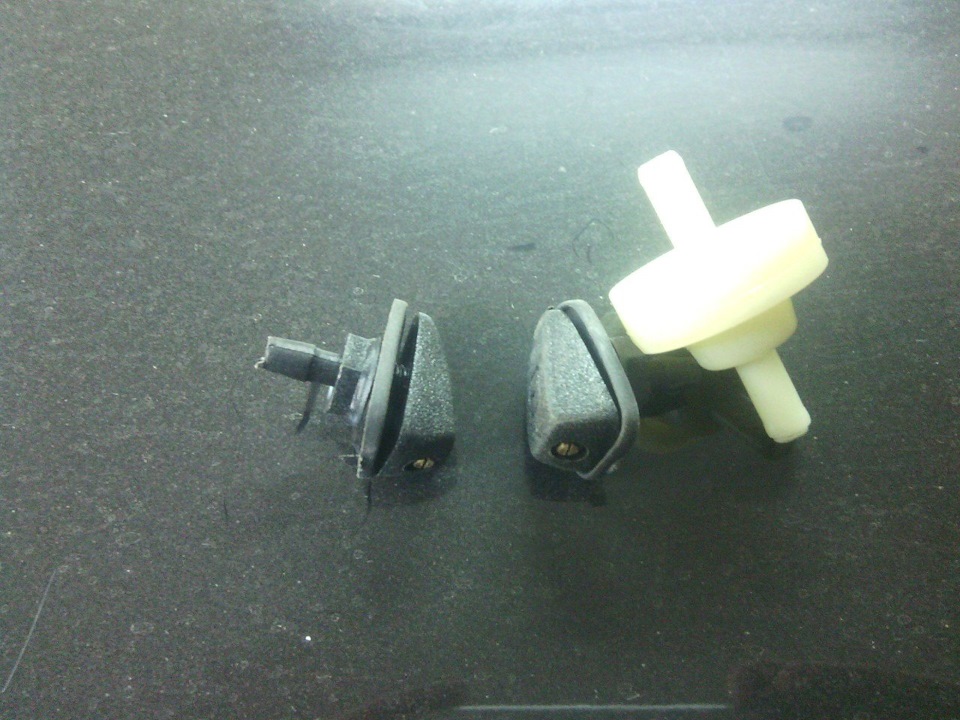 Смазка мотора дворников и др. — Lada Приора хэтчбек, 1,6 л, 2008 года ...