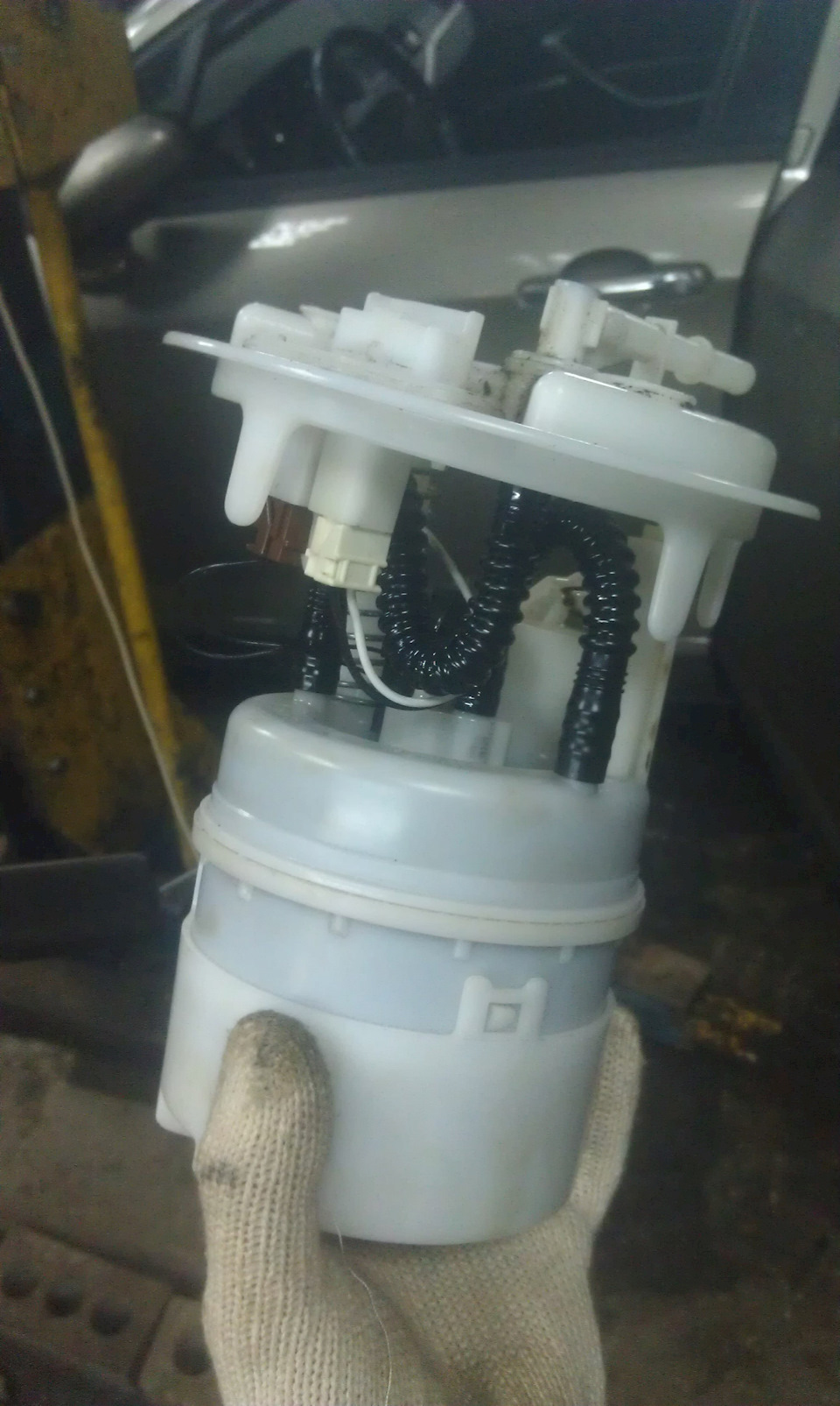 насос в бензобаке… — Citroen C5 (2G), 1,6 л, 2011 года | своими руками ...