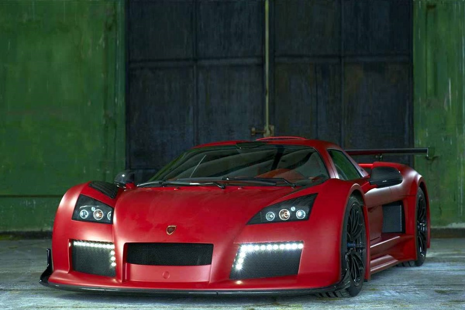 Gumpert Apollo 2008