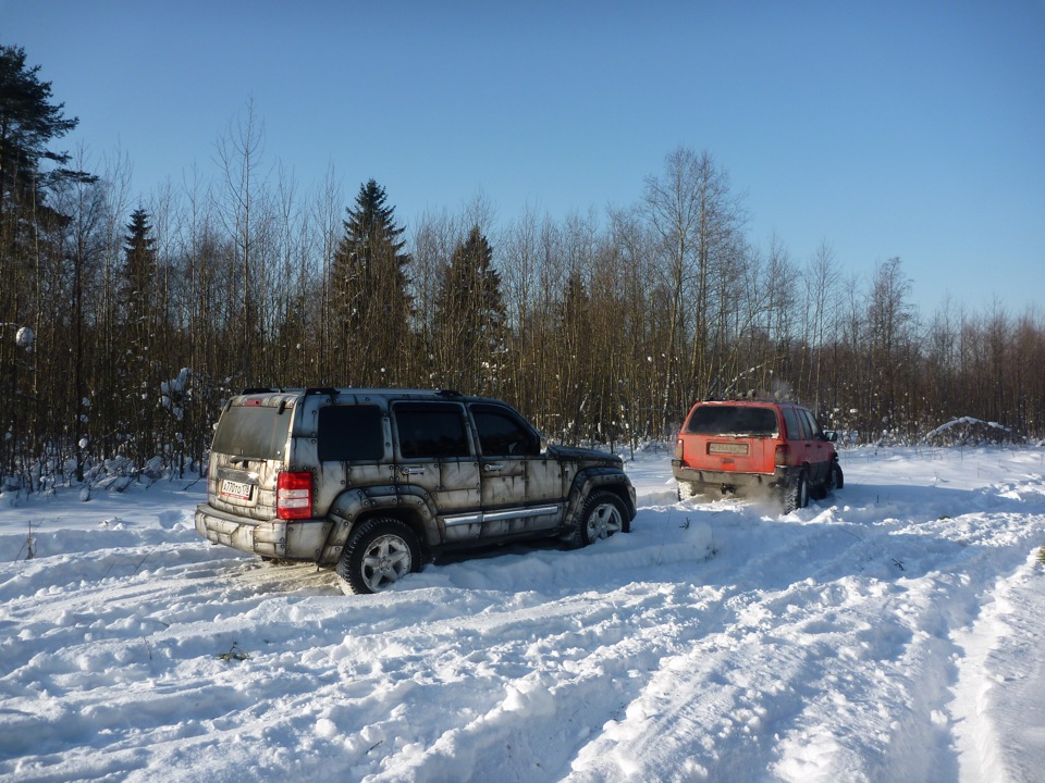 Фото в бортжурнале Jeep Cherokee (KK)