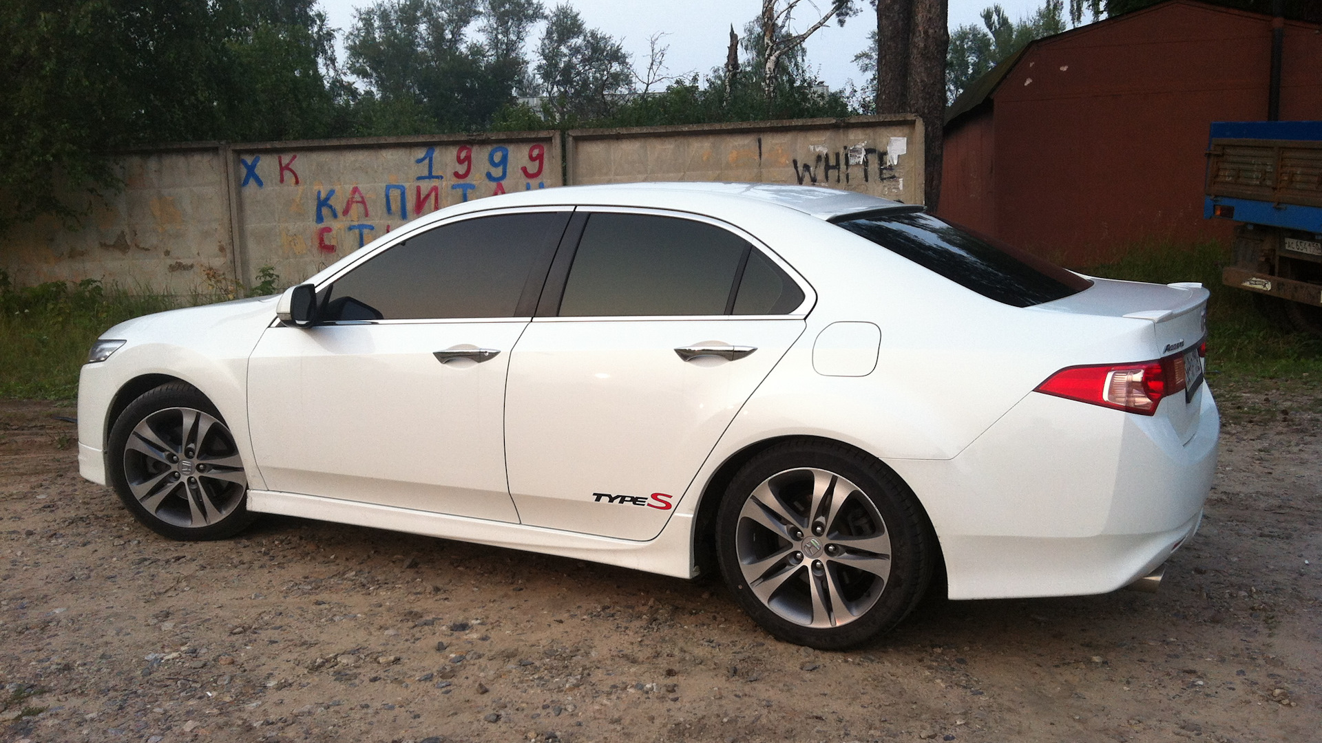 Honda Accord 2008 черная тонированная