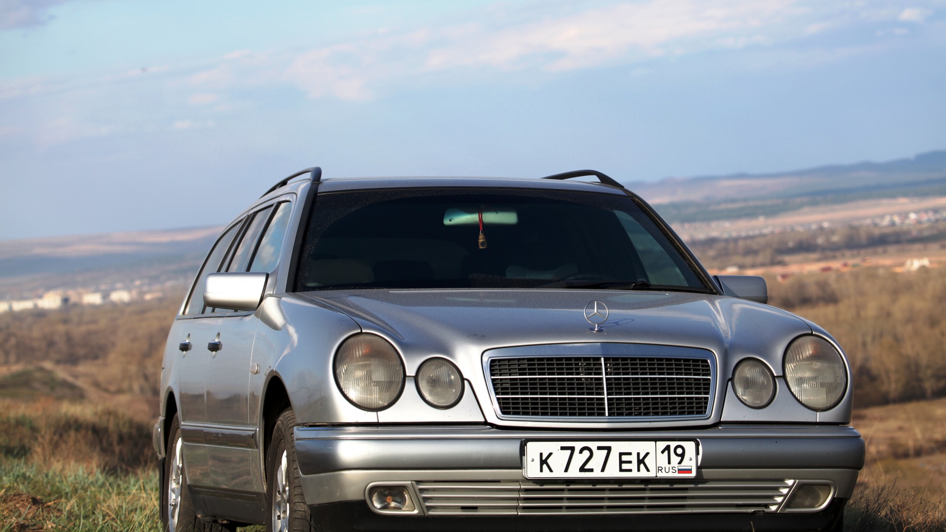 Mercedes-Benz E-class (W210) 2.8 бензиновый 1998 | (S210) 280 T 4Matic на  DRIVE2