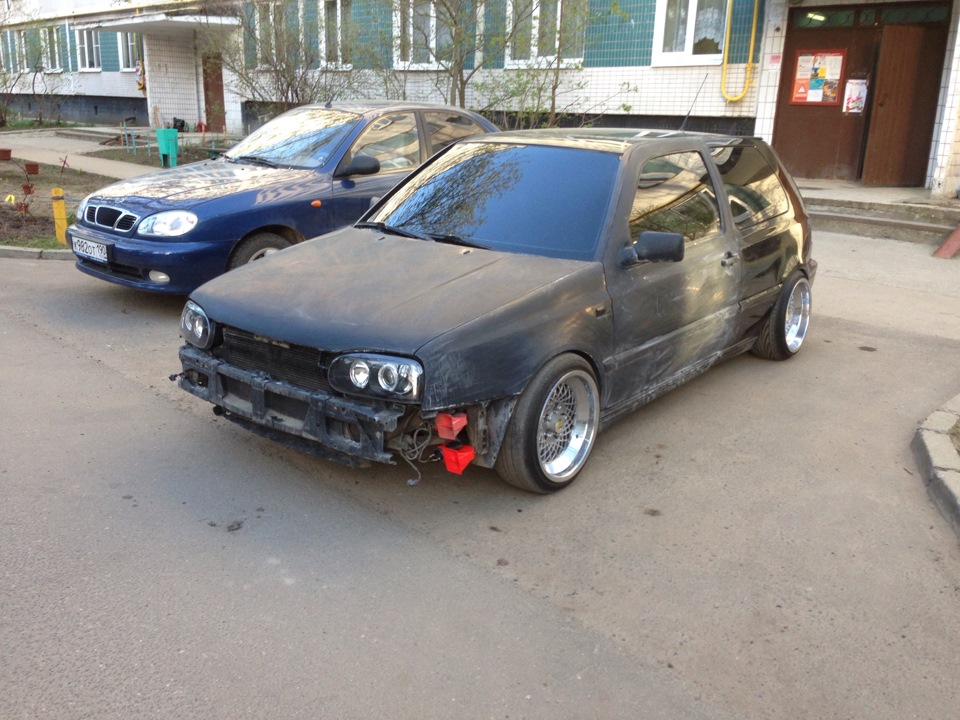 Добрался я до кузова и решил полностью покрасить! — Volkswagen Golf Mk3 ...