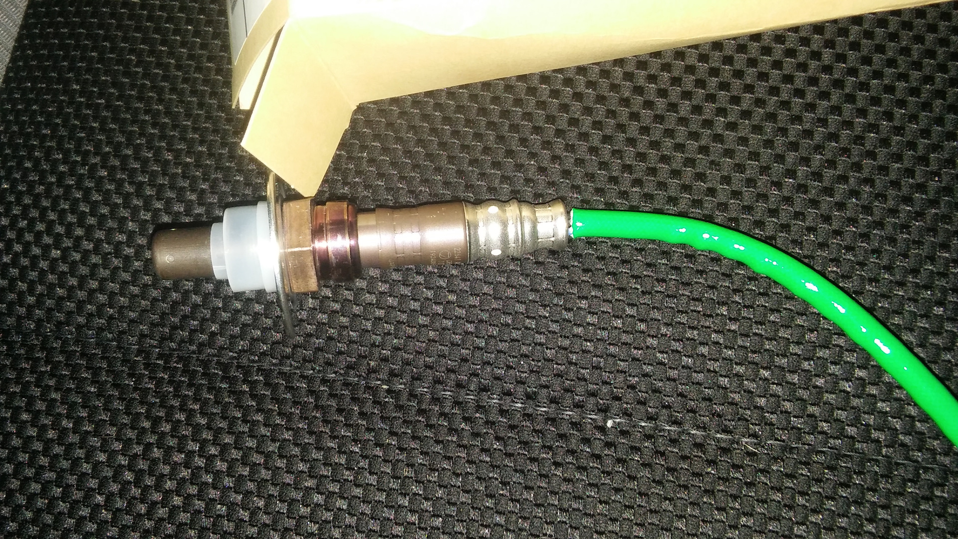 Обманка для лямбда зонда вольво s40. 5. 22641-aa460. Какую лямбду лучше поставить. 5.