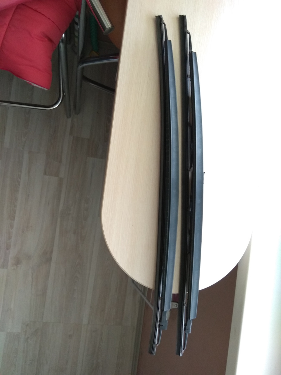 Замена резинок щеток стеклоочистителей — BMW 7 series (E65/E66), 4,4 л ...