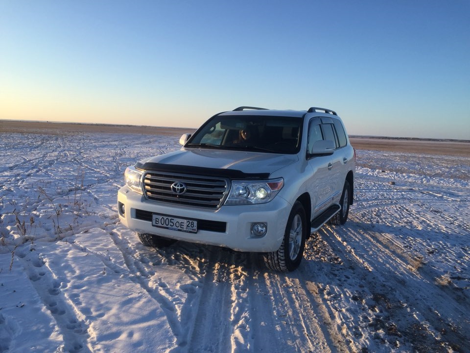 Toyota Land Cruiser 200 зима