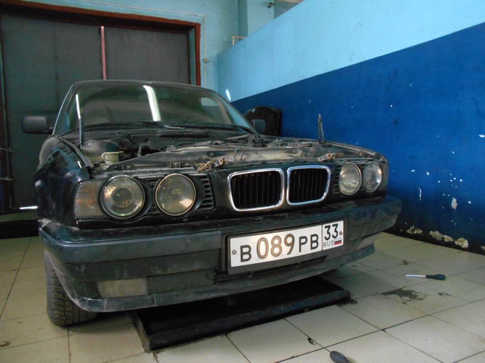 Е34 узкая морда. BMW e34 широкая морда. БМВ е34 узкая морда. БМВ е34 широкая морда. E34 широкая морда.