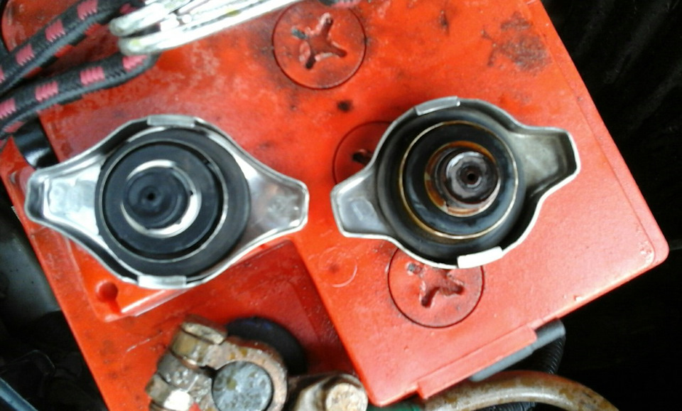 Пробило прокладку ГБЦ. — DRIVE2