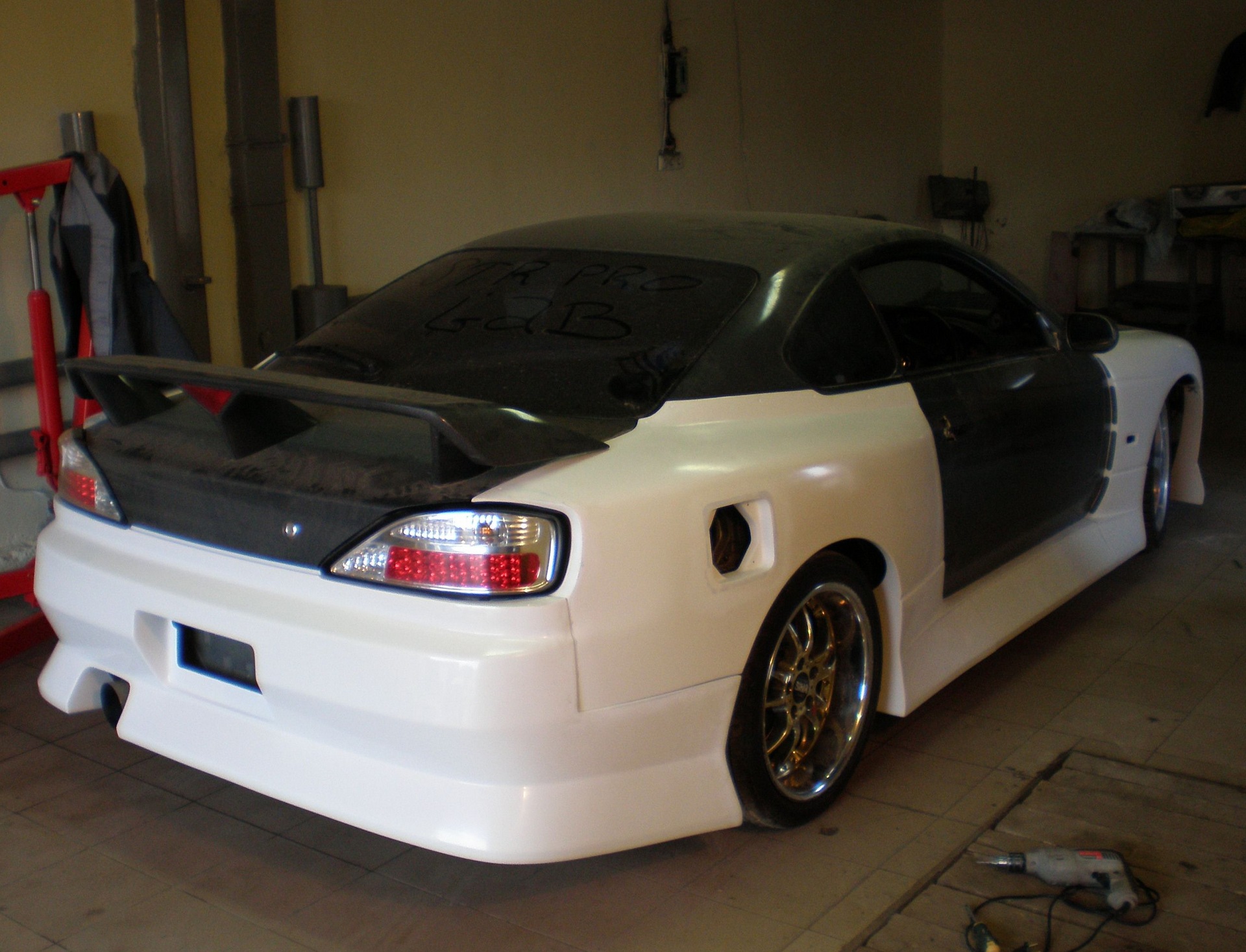 Nissan Sports s15