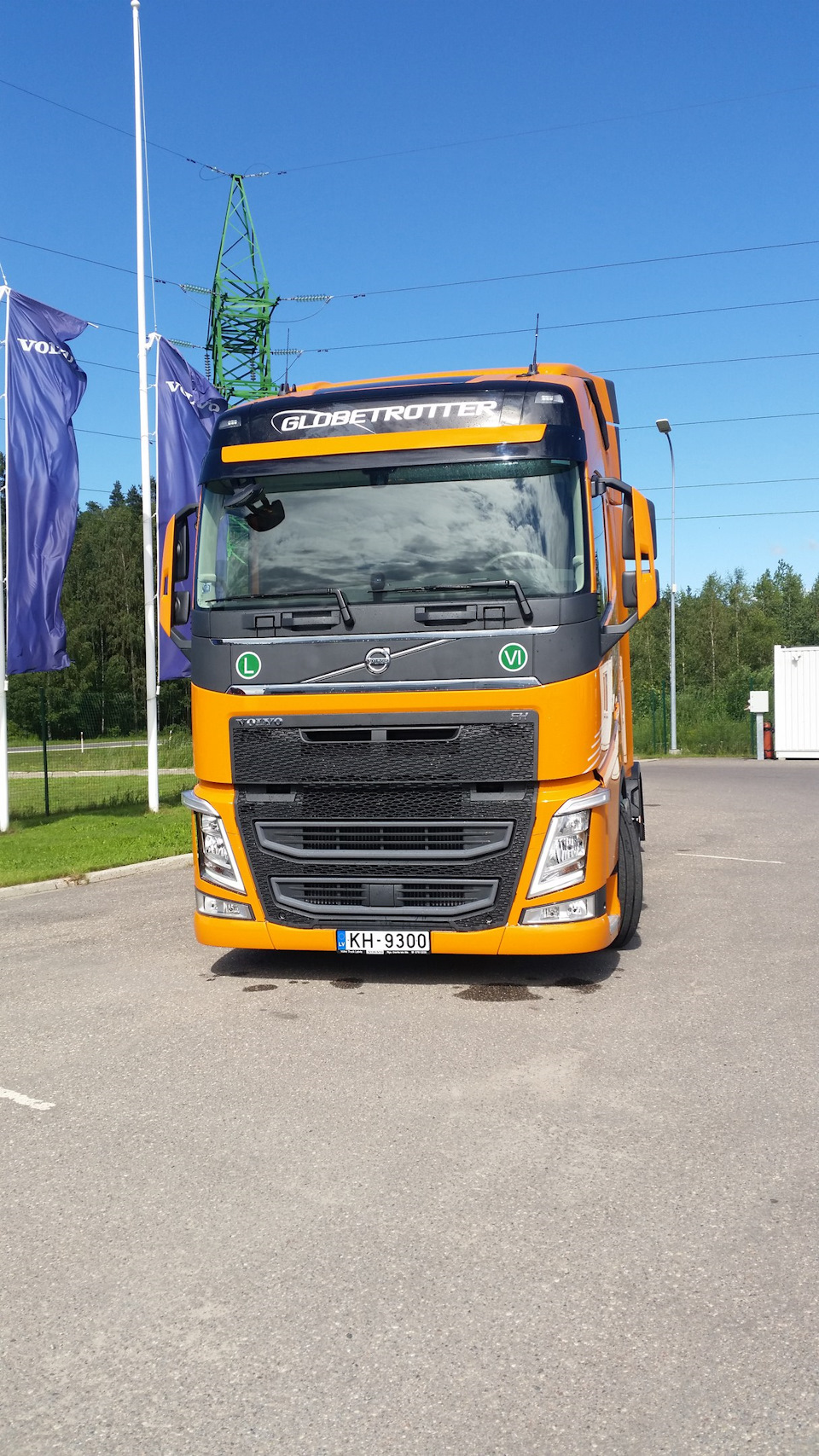 Получили номера, фото с дилера! — VOLVO FH 460, 1,3 л, 2016 года | покупка  машины | DRIVE2