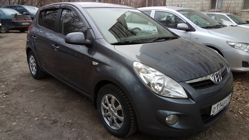 Hyundai i20 1.4 АТ