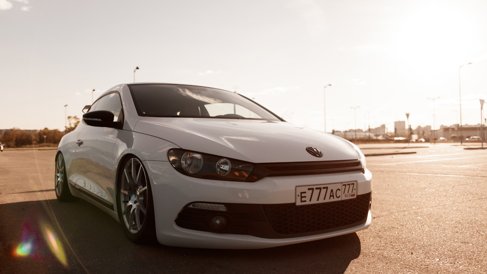 Volkswagen Scirocco On Air / 2.0 L / 260 HP