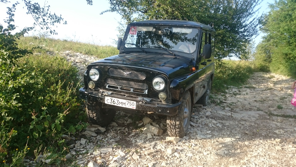 Остановились на спуске — УАЗ 315195 Hunter