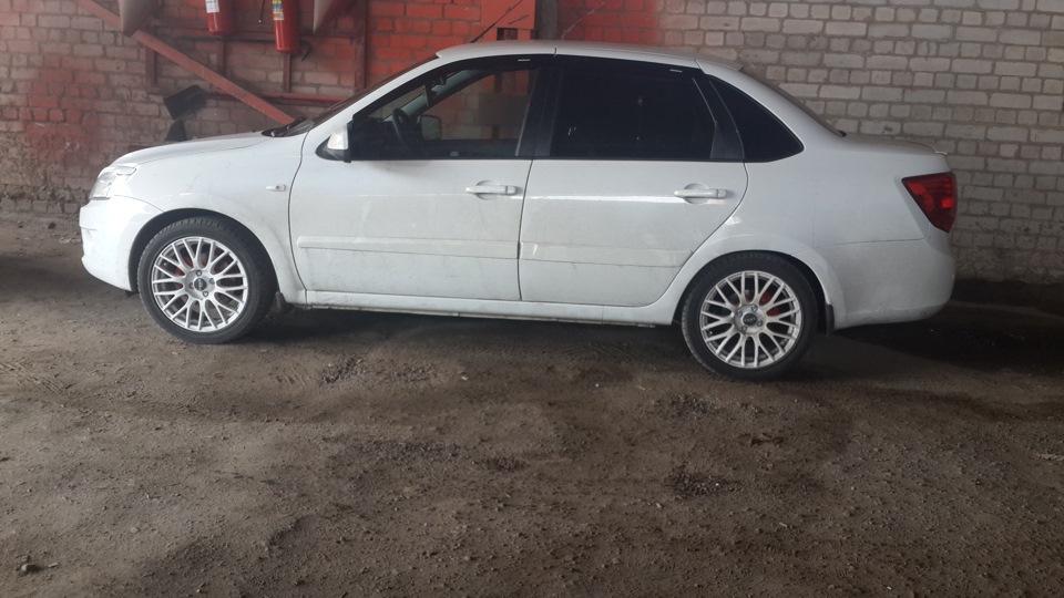 Задние дисковые тормоза С АБС! — Lada Гранта (1G), 1,6 л, 2013 года ...