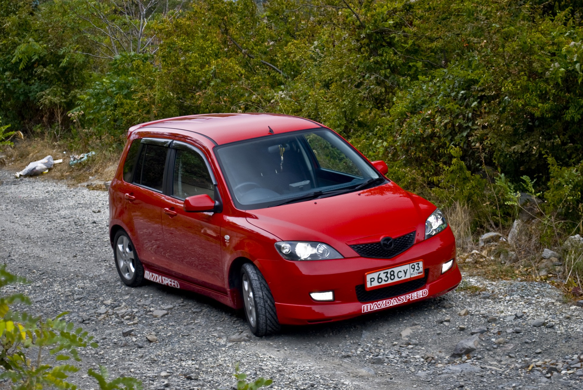 Mazda demio фото