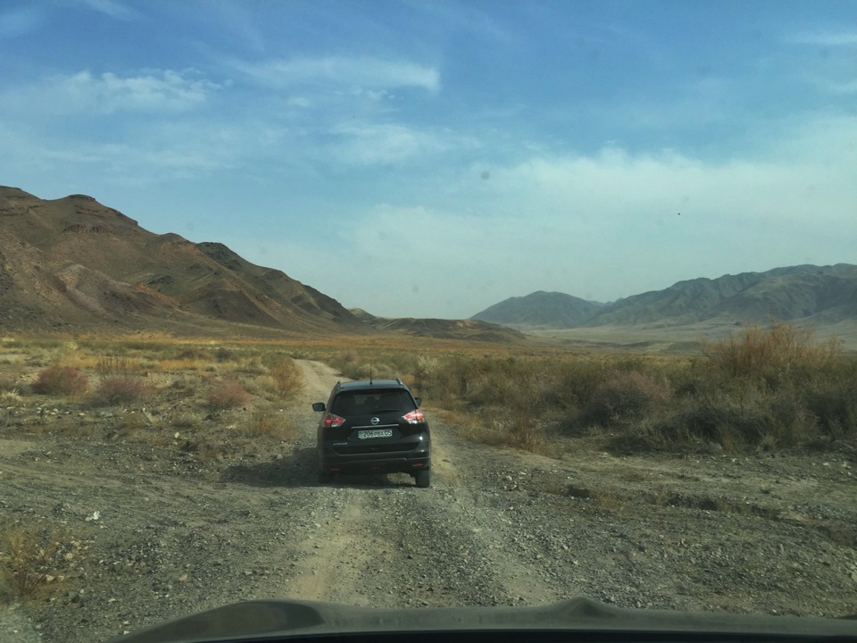 клиренс паркетников в некоторых местах не позволяет проехать по колее — Nissan X-Trail III (t32)