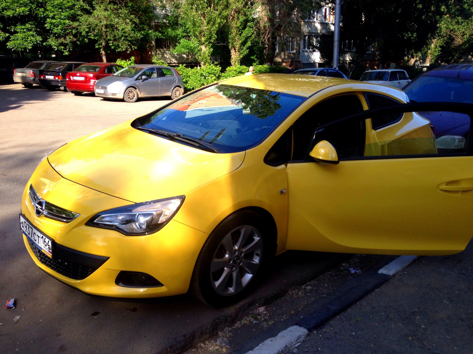 Opel astra gtc 1.4