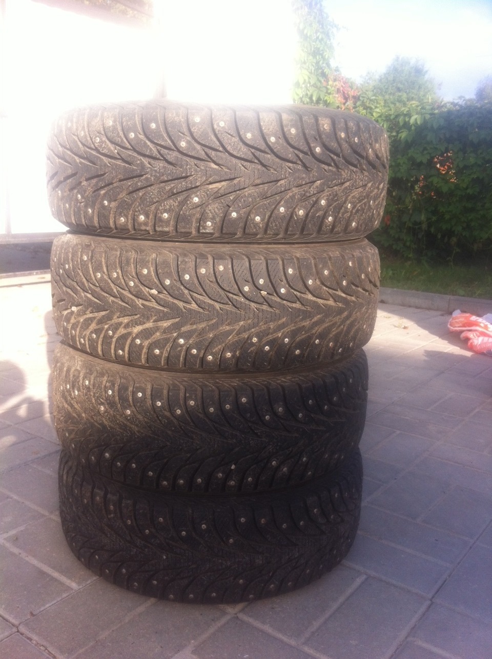 Продам зимнюю резину 195/55/16 — Nissan Almera Classic (B10), 1,6 л ...