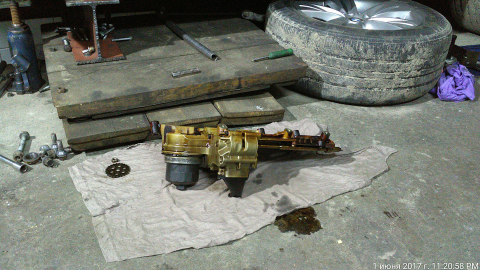 Фото в бортжурнале BMW X5 (E53)