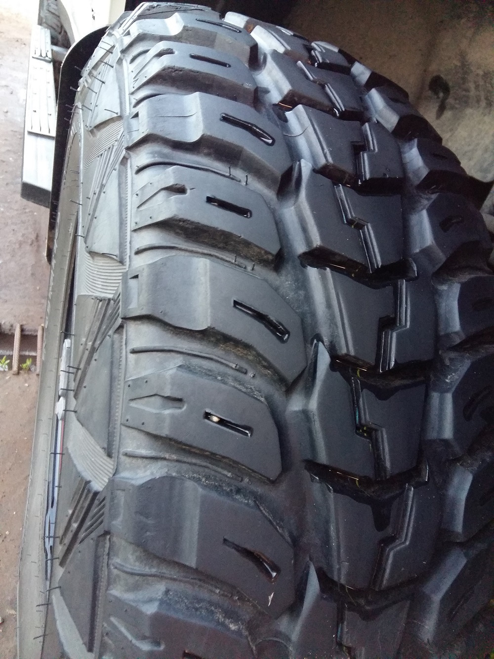 комфорсер сф 3000. мт резина на 15. колеса на ниву 265 75 16. 5 15 на уаз. Federal couragia mt 33/12,5/15.