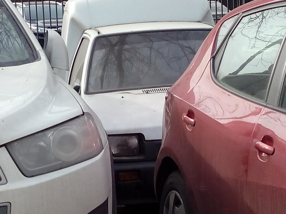 Простаивает ока- пикап на октябрьской.москва — Сообщество «Брошенные ...