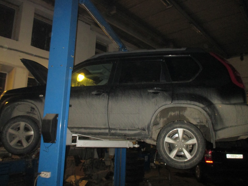 Nissan X-Trail 2010 г. Удаление катализатора дизельного двигателя ...