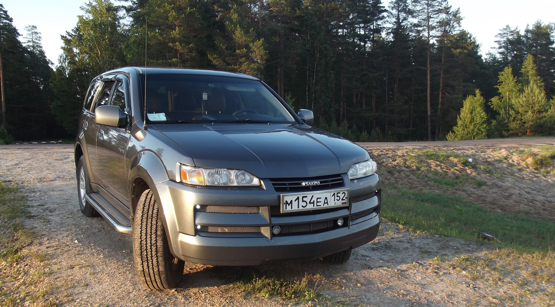 Isuzu Axiom 3.5 2002