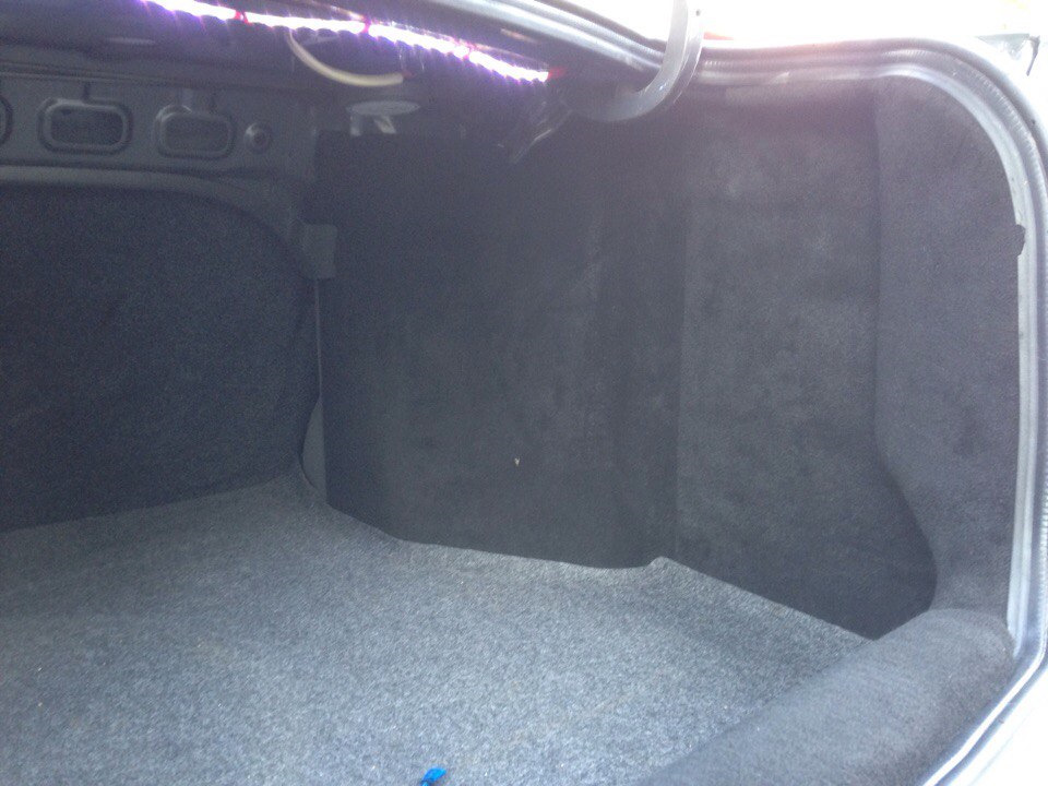 Весь пластик в багажнике в карпет) — Hyundai Accent (2G), 1,5 л, 2006 ...