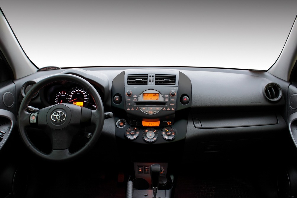 13 2010 Toyota RAV4 20 2006