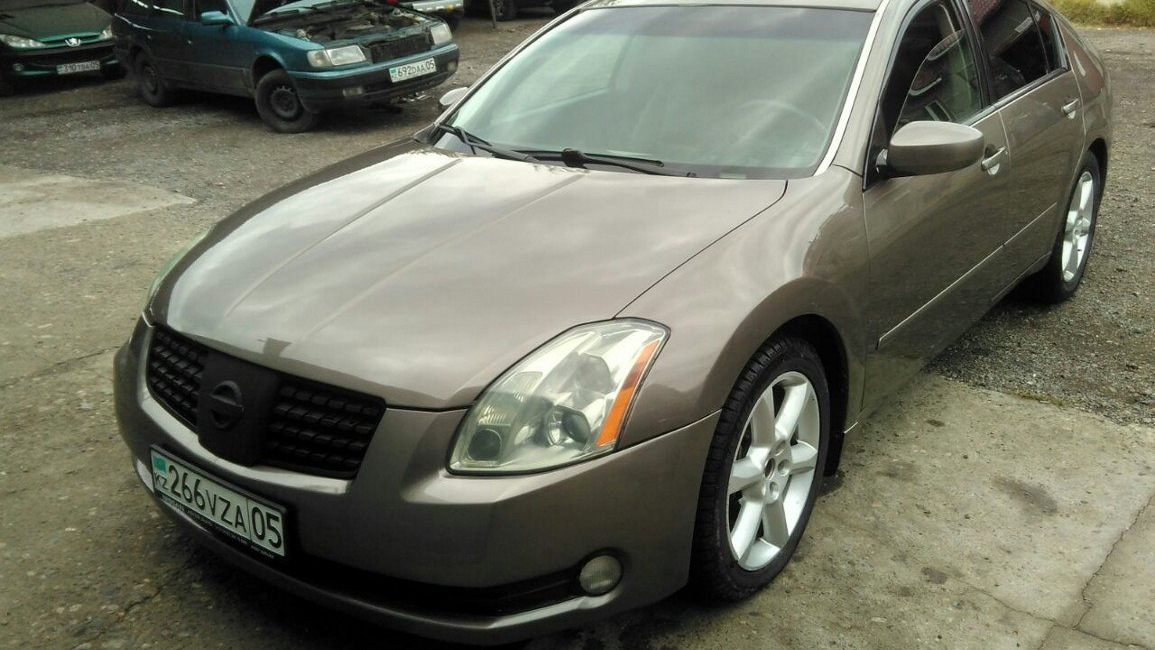 nissan maxima