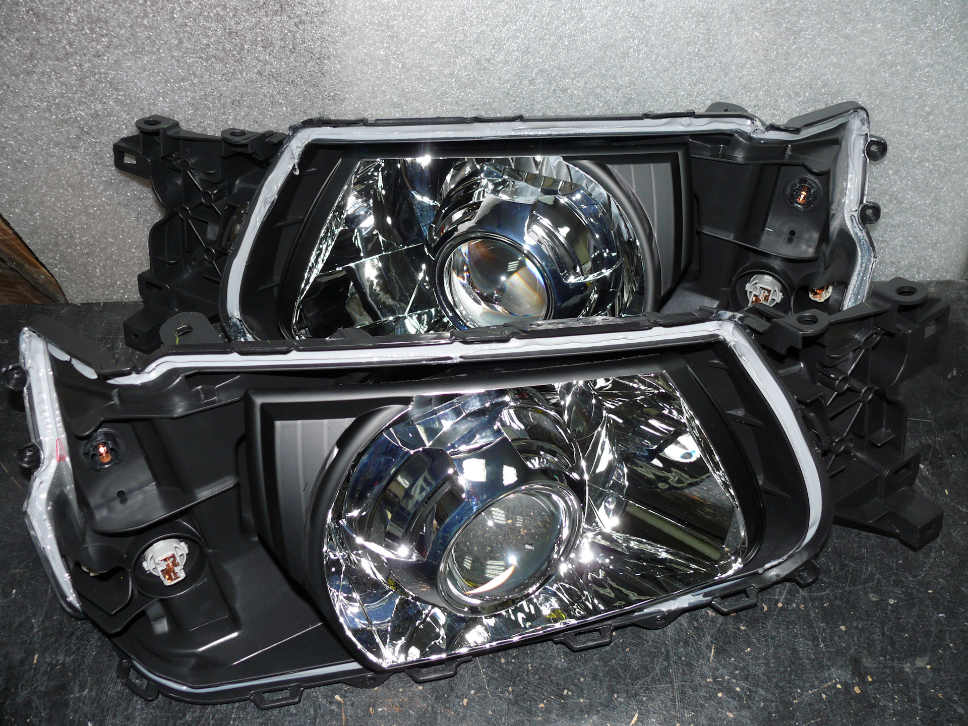 Фары форестер. Led фары Forester SG. Subaru Forester SF bi led. Bi led Subaru Forester SG. Bi Laser линзы Форестер sg9.