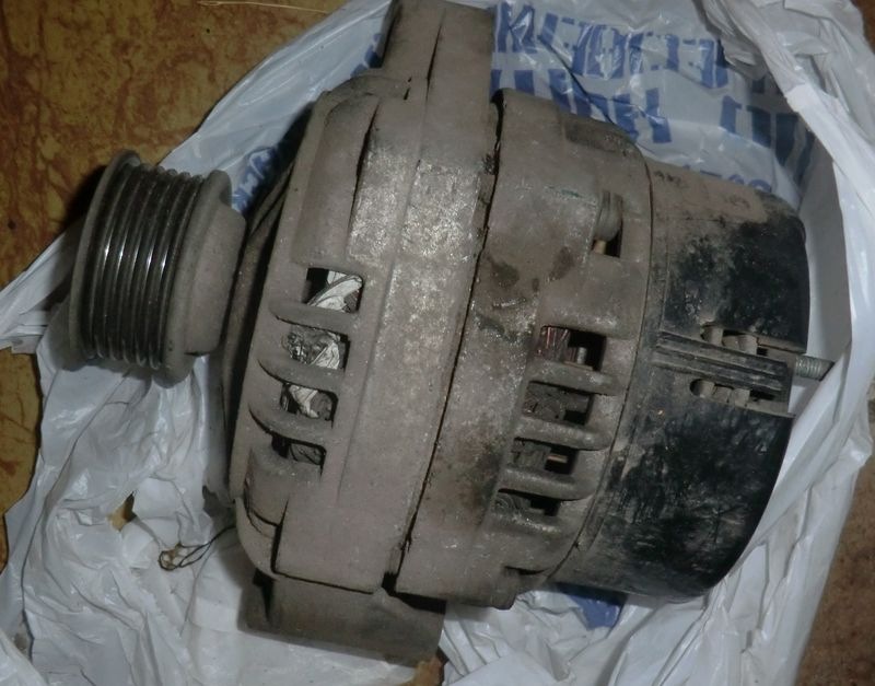 Генератор рабочий. Генератор 2112. Хватит ли 90а генератора на саб. Генератор хендай starex 200 ампер. Когда на генераторе висит все.