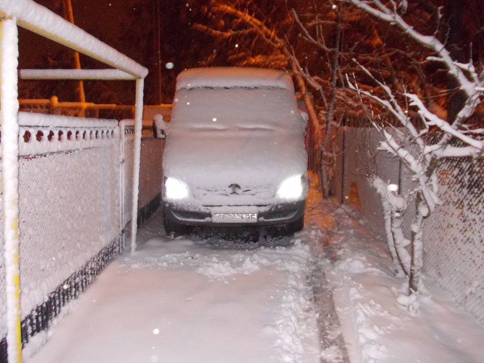 Первий Снег — Mercedes-Benz Sprinter (1G), 2,2 л, 2005 года ...