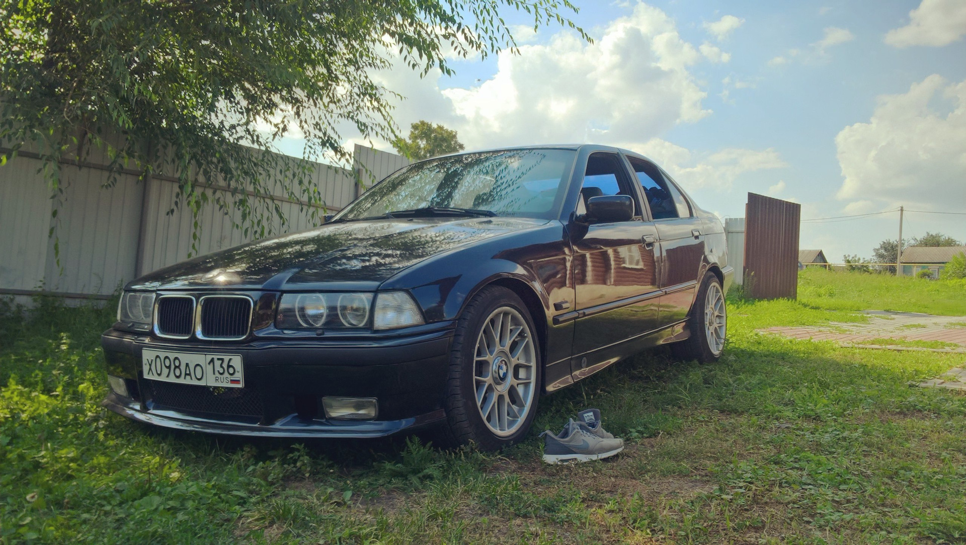 Bmw 325 1997. Бмв 1994 года. Bmw 1994. Бмв 525i 1994. Bmw 1994.