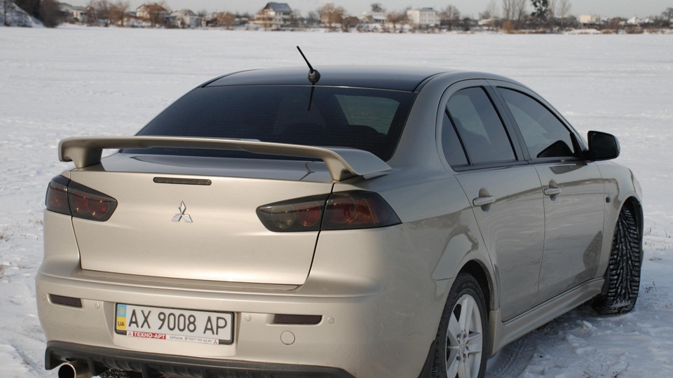 Mitsubishi Lancer 10 Р±РµР¶РµРІС‹Р№