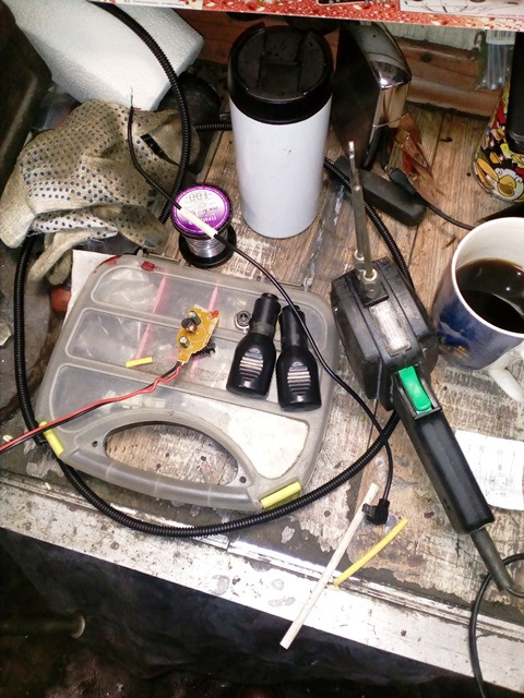 Подключение зеркала от видеорегистратора и камеры заднего вида к ...