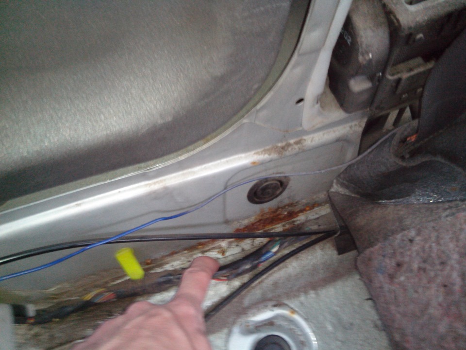 Обновился, ищу сварщика. — Mitsubishi Lancer V, 1,3 л, 1993 года ...