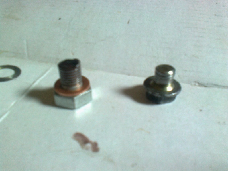 сорвал резьбу на пробке АКПП — Toyota bB (NCP30), 1,3 л, 2004 года ...