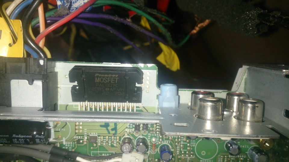 Микросхема pioneer. Микросхема Pioneer 3600. Пионер 2100. Усилитель "pioner a605p". Микросхема усилителя Пионер.