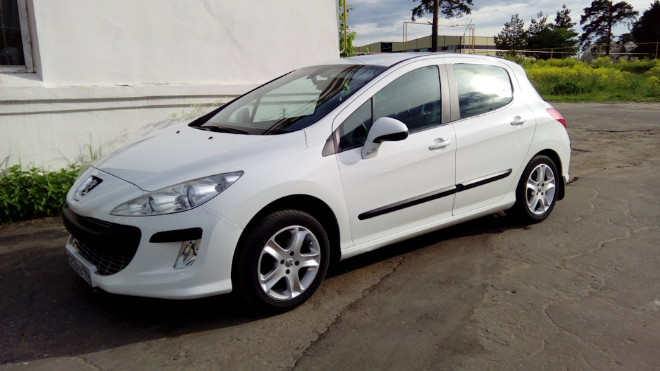 Пежо отзывы владельцев. Пыжик автомобиль 308. 5153.19 Пежо. 40204g Peugeot. Видео отзывы реального владельца Пежо 308.